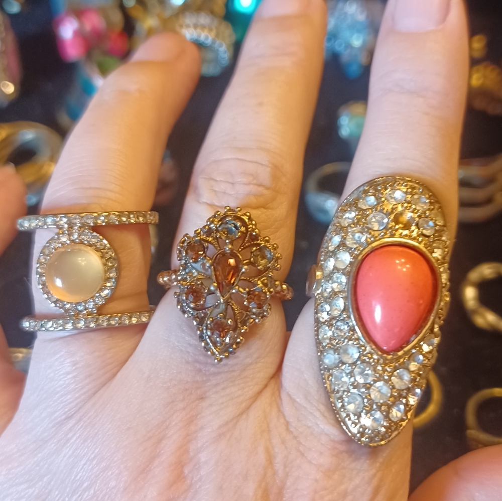 Fashion Rings - Picture 13 of 15